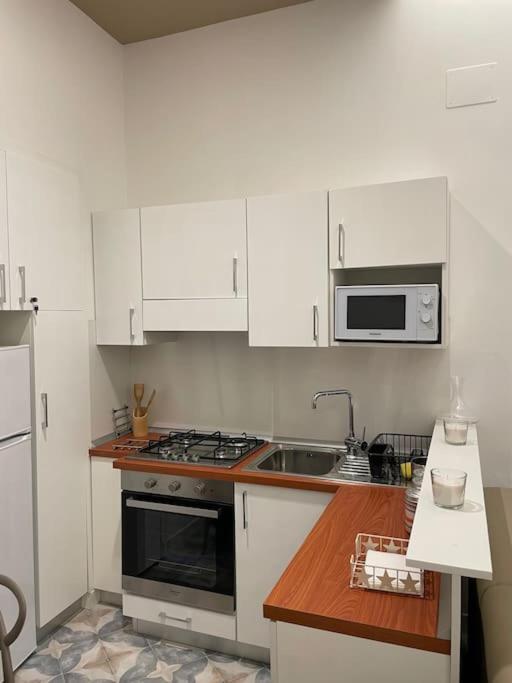 Apartmán Casa Luciano Al San Carlo Neapol Exteriér fotografie