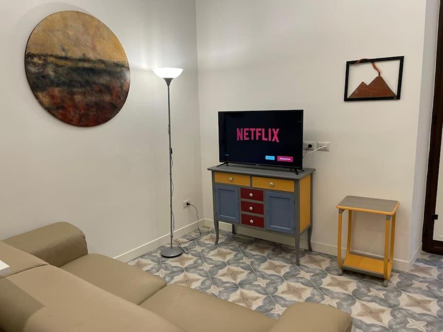 Apartmán Casa Luciano Al San Carlo Neapol Exteriér fotografie